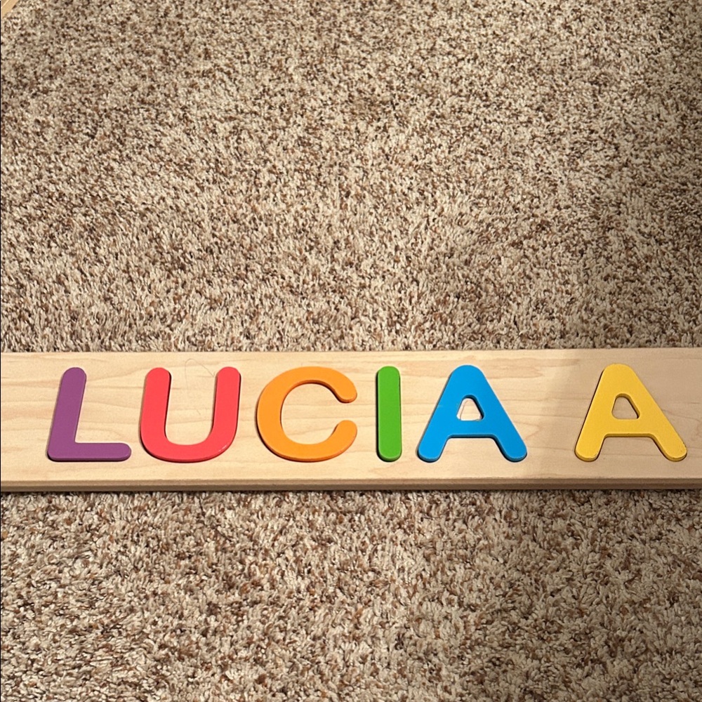 Guc! LUCIA A puzzle